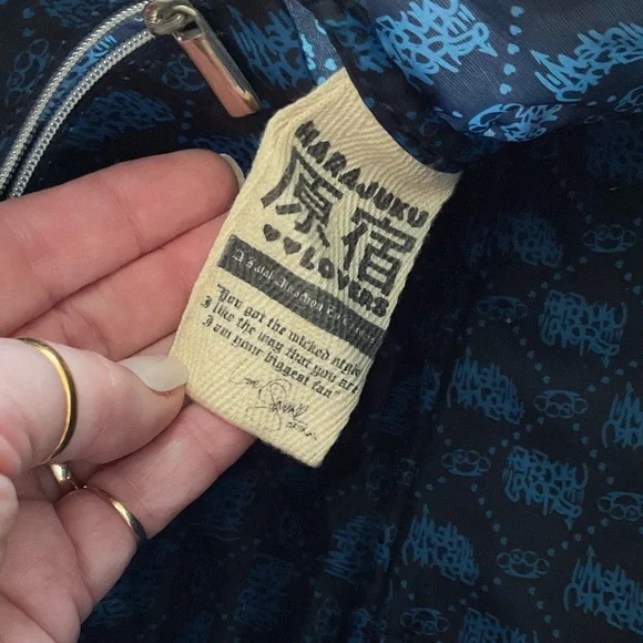 Harajuku Lovers Graffiti Purse/Handbag with Black Canvas Straps/Handles - Picture 6 of 13